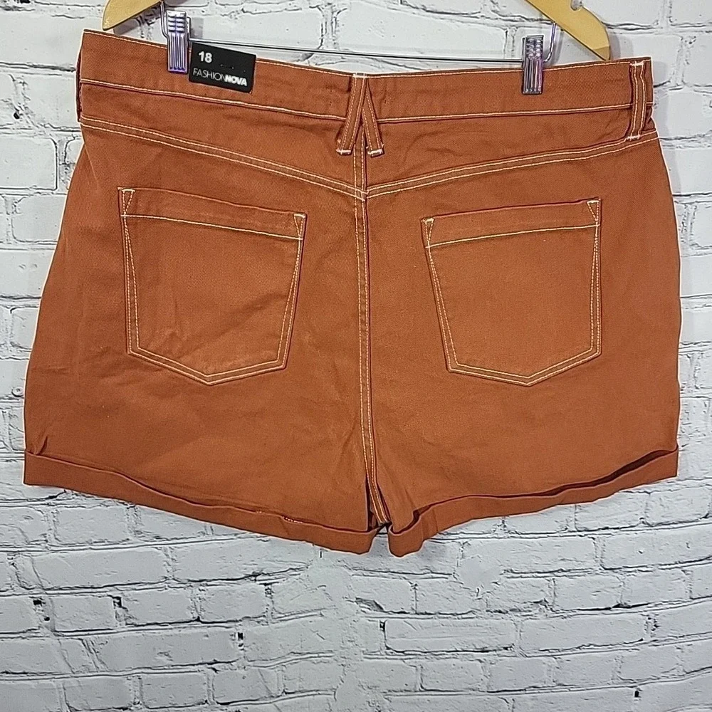 Fashion Nova Brighter Days Ahead Roll Cuff Denim Mom Shorts Womens Sz 18 ‎ Rust
